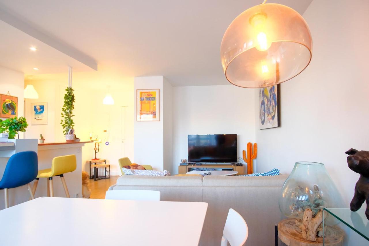 Beautiful And Bright Appt With Eiffel Tower View Apartamento Paris Exterior foto